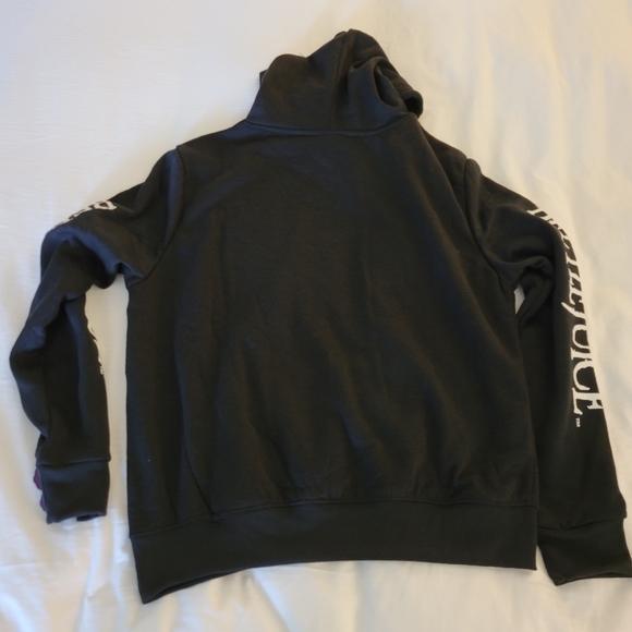 NEW -Official Beetlejuice Black Hoodie Sweatshirt - Size Medium - NWT - Picture 9 of 13